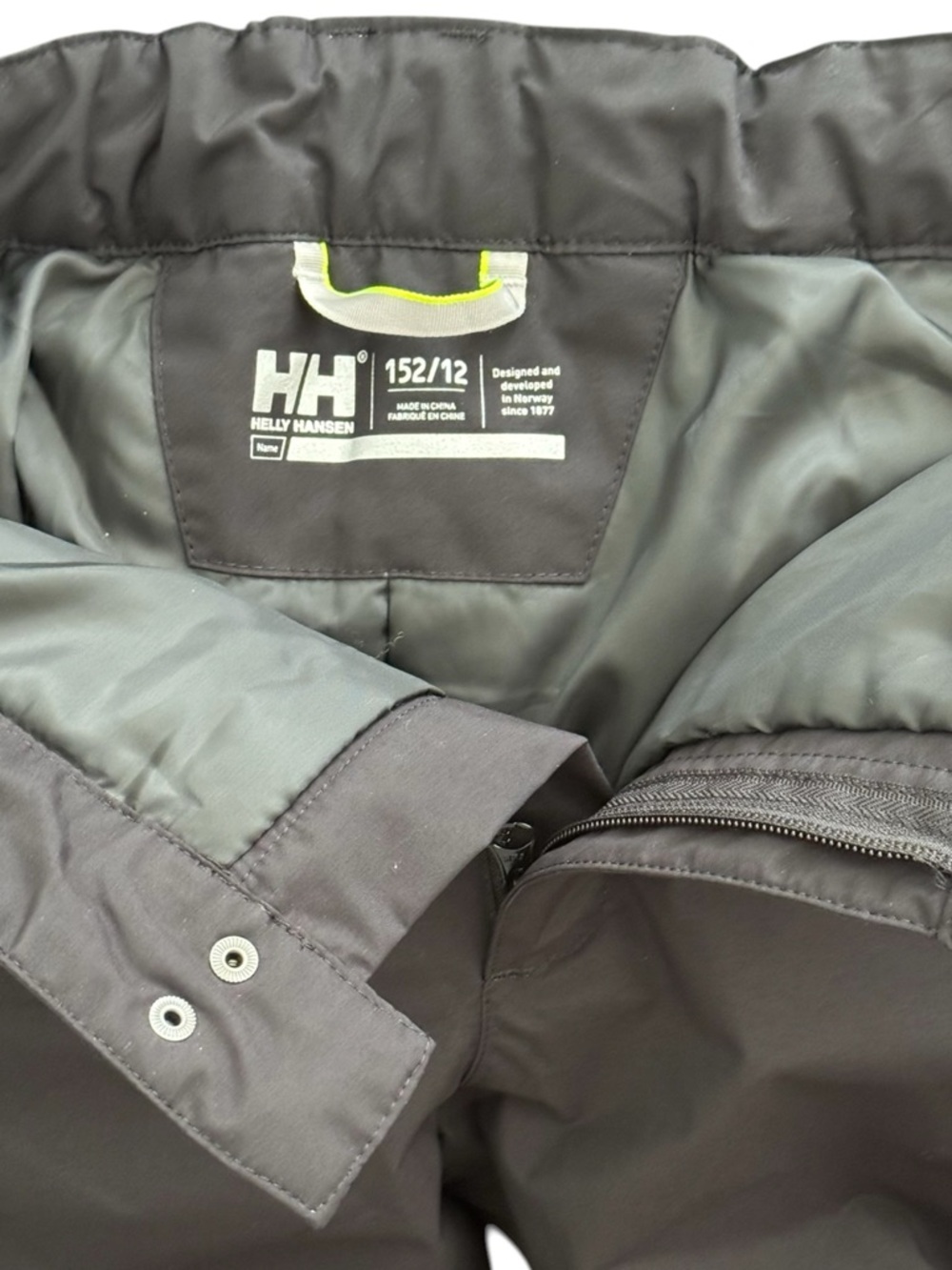 Helly Hansen Jr Legendary Insulated Ski Pants Black 12 RECCO NWOT - Picture 6 of 9